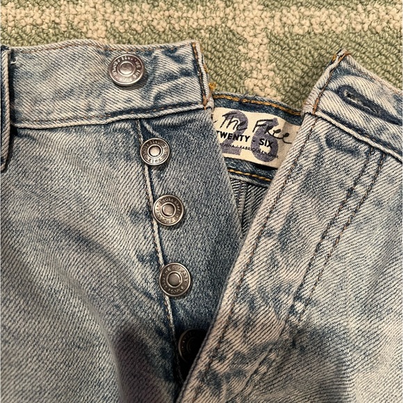 Free People jean shorts - Picture 3 of 4